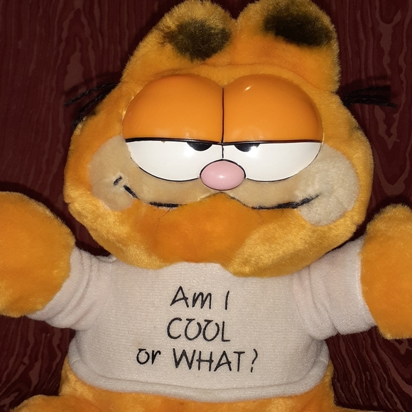 Dankin Garfield Plush Stuffed Animal AM I COOL OR WHAT White T-Shirt - Picture 2 of 8